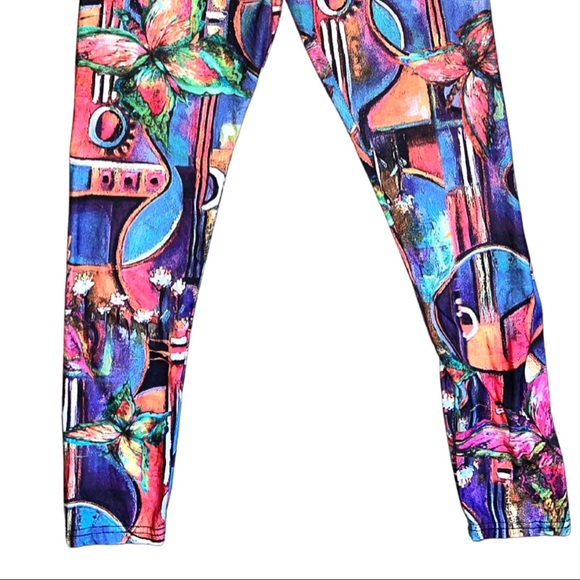 Artsy Geometric Butterfly Multi Colored Leggings - Picture 7 of 9